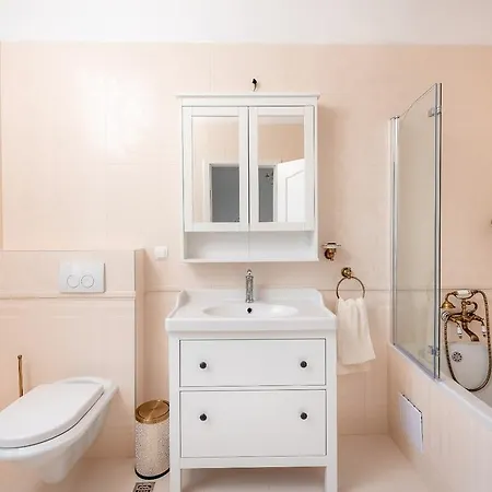 Luxury With A Swimming Pool Hvar - 15992 フヴァル